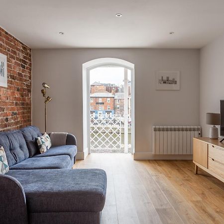 Luxury Apartment Woodsmill View - On The River - With Balcony - Recently Refurbished York Zewnętrze zdjęcie